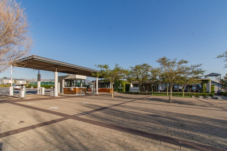 2 Bedroom Property for Sale in Somerset Lakes Western Cape